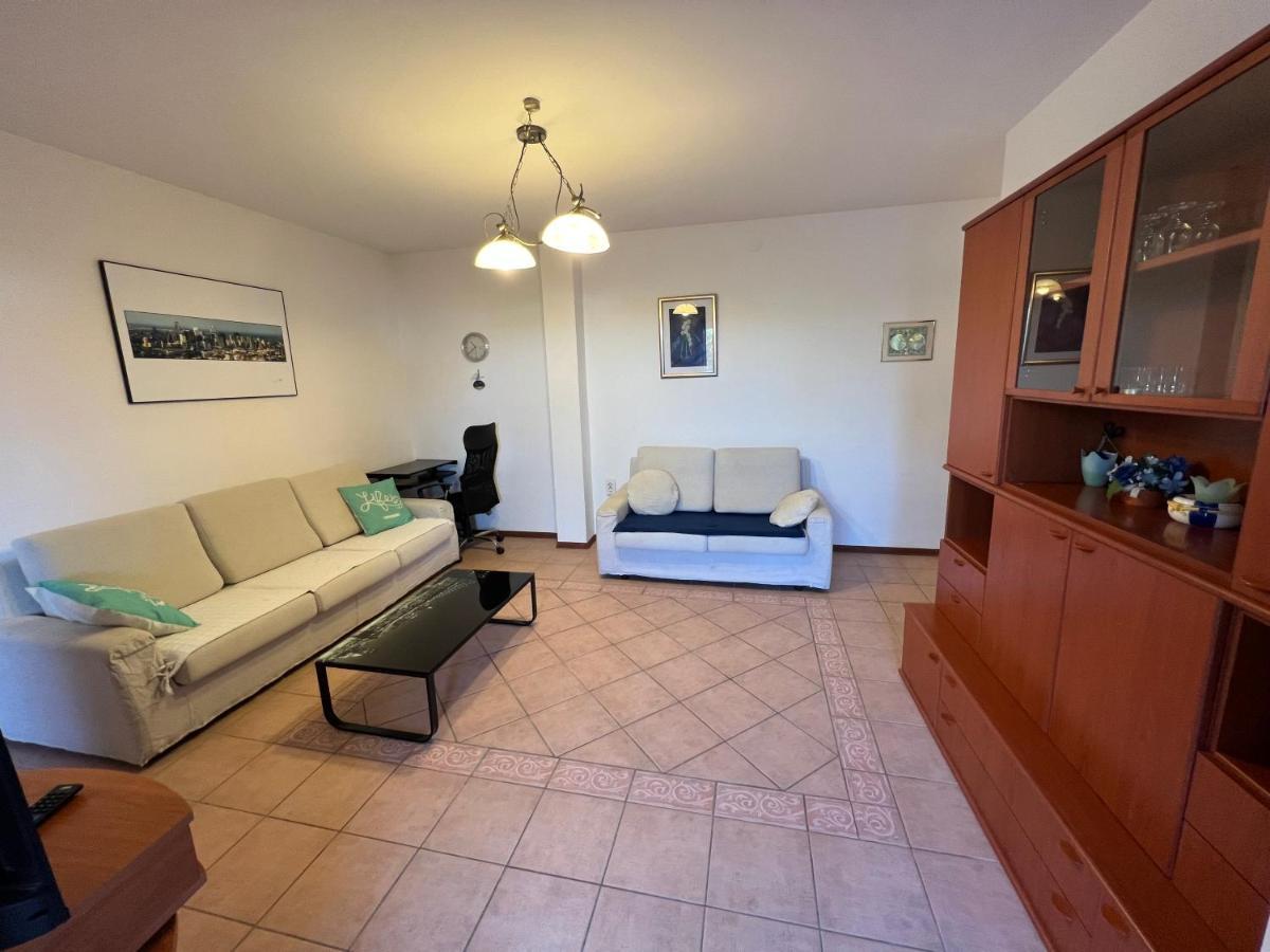 Apartment Luka Novalja Luaran gambar